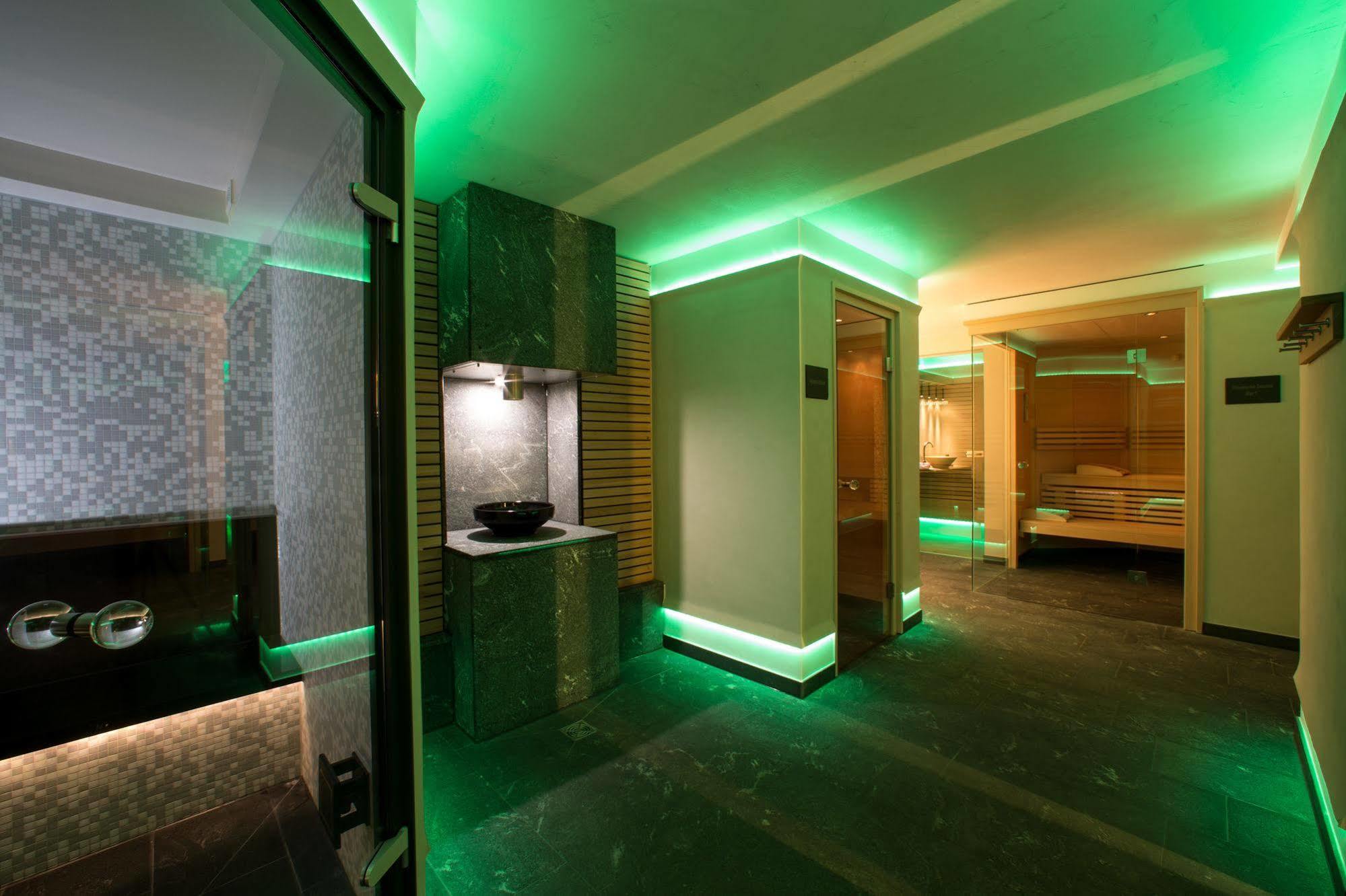 Hotel Hirsch Оберштауфен Экстерьер фото